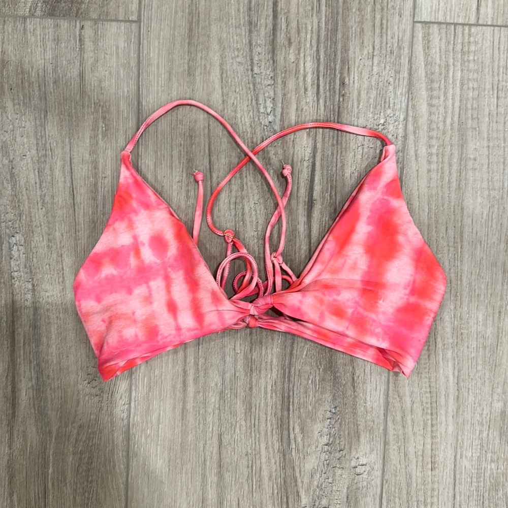 SKATIE Sarah bikini top size M in lollapalooza print
